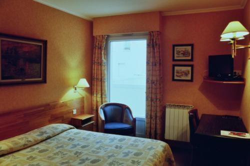 Hotel Sully 노장르로트루 객실 사진